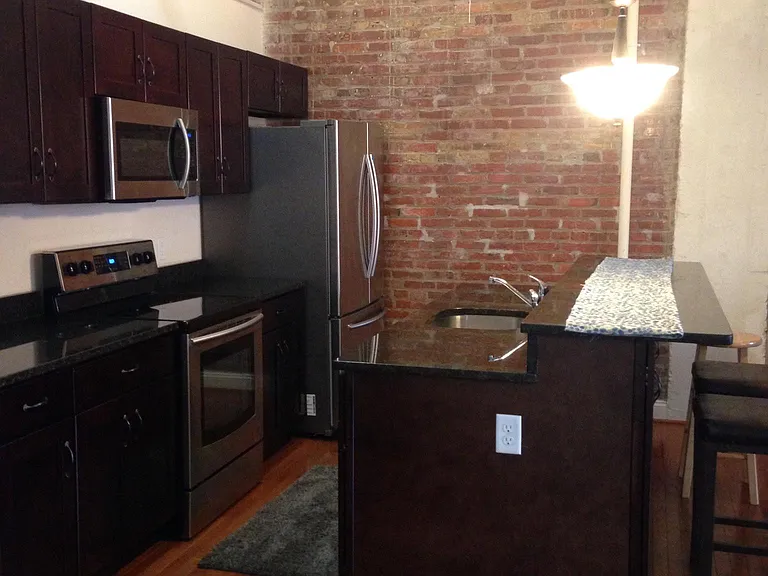 311 W Baltimore St #11 — Photo 30