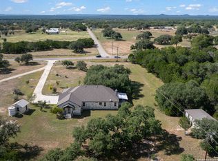 2407 FM 1283, Pipe Creek, TX 78063