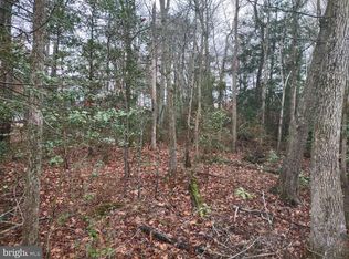 10th St, Colonial Beach, VA 22443