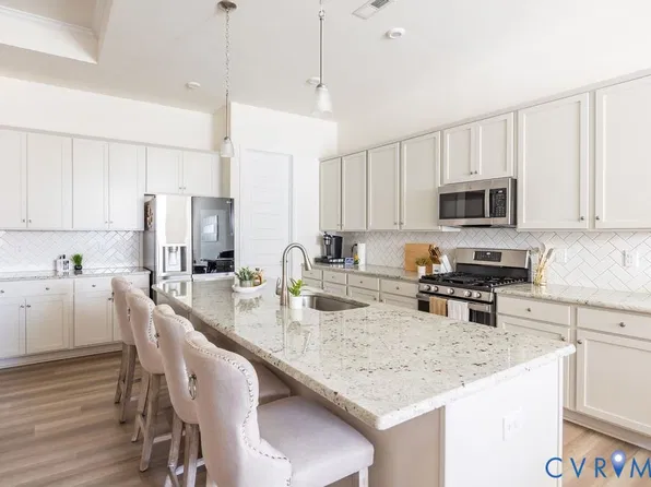 1799 Outrigger Dr, Chester, VA 23836