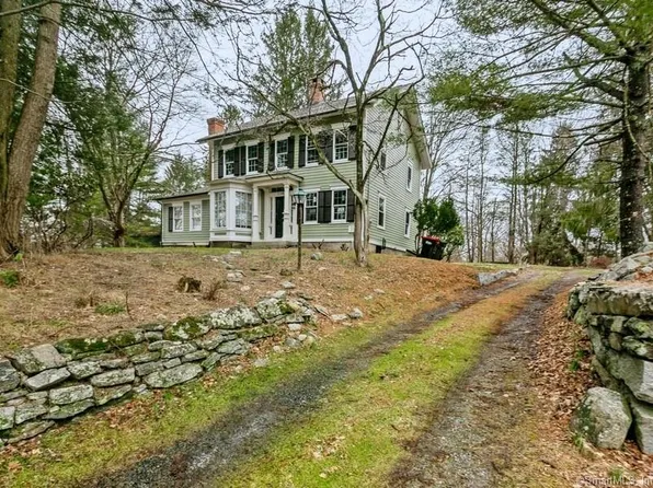 118 Weston Road, Weston, CT 06883