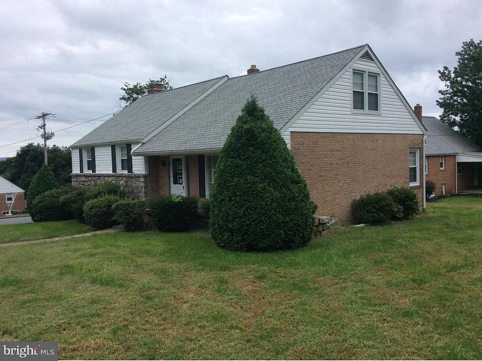 2nd image of 3714 Circle Ave