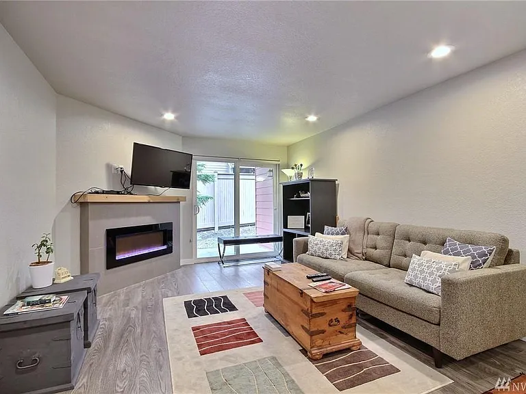 12621 SE 41st Pl #G103 — Photo 6