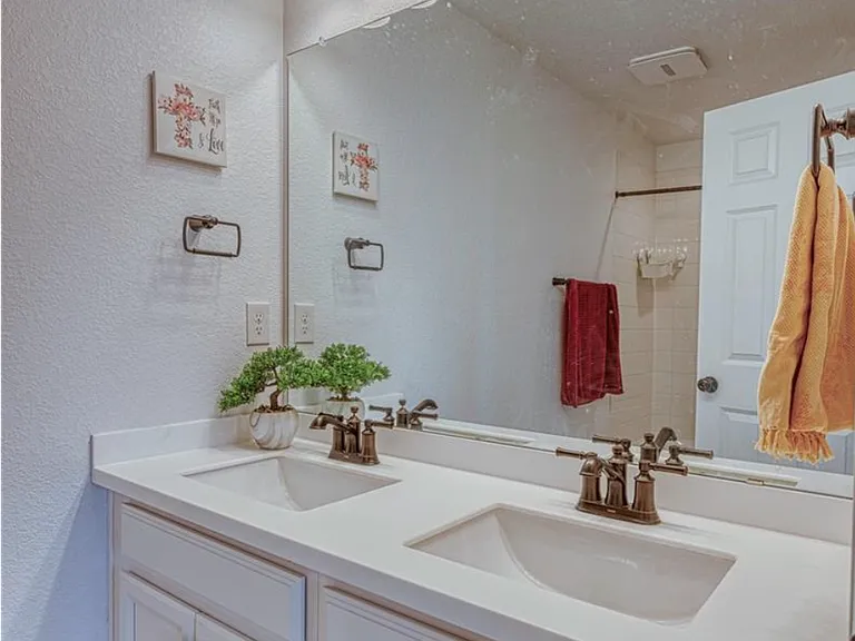 6307 Kenzie Cir — Photo 14