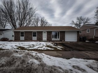 424 12th Ave S, Onalaska, WI 54650