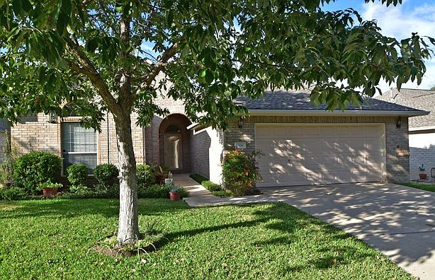 1st image of 308 Heritage Hills Dr