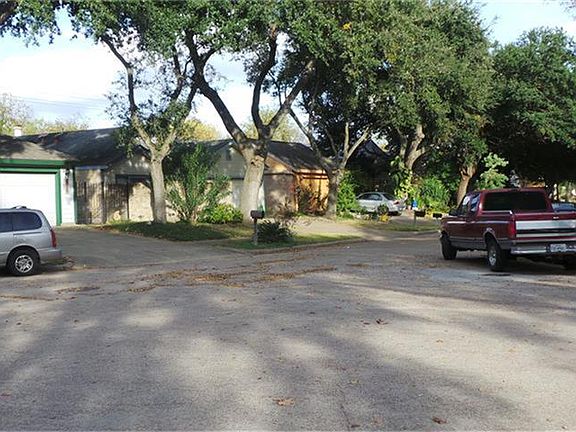 4th image of 8706 Kalewood Dr