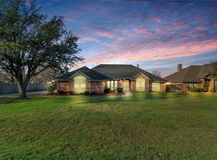 3902 Monterrey Dr, Granbury, TX 76049