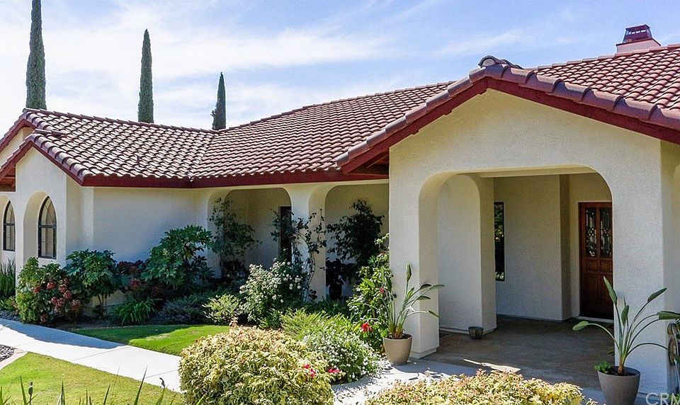 1st image of 25576 Madero Way