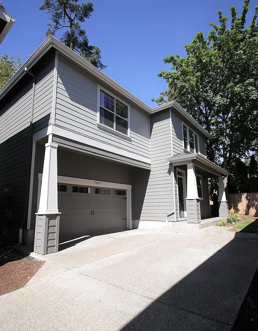 4 bed, 2.5 bath, 2310 sqft, $2,850 — Photo 1