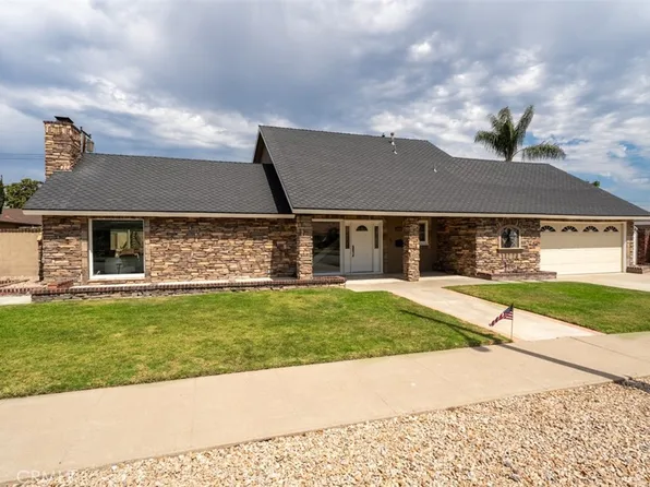 593 S Kensington Rd, Orange, CA 92869