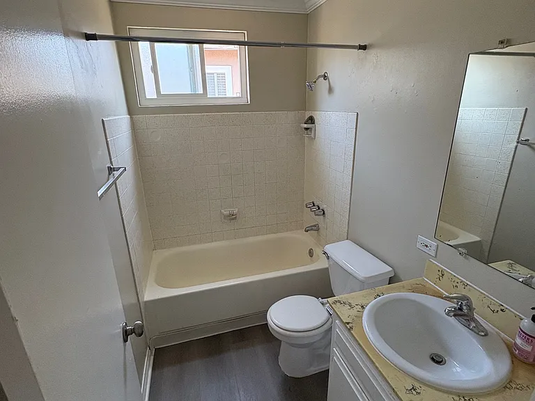4452 Louisiana St #8 — Photo 7