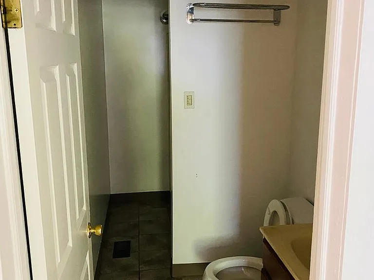 188 Florida Ave — Photo 13