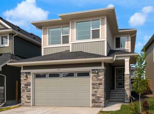 541 E Baywater Mnr SW, Airdrie, AB T4B 5K6