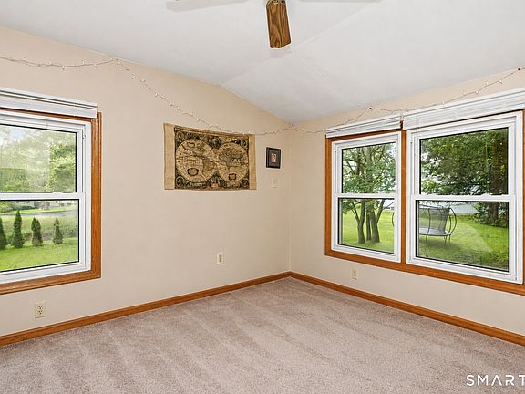 4th image of 24 Yale Avenue