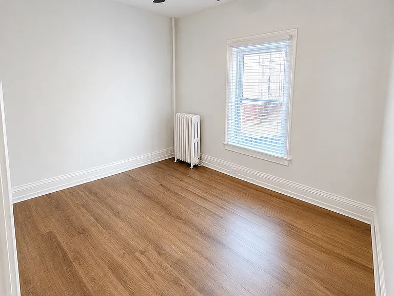 2881 Irving Ave S #106 — Photo 9