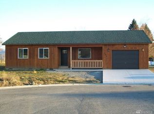 700 Paintbrush Ln, Omak, WA 98841