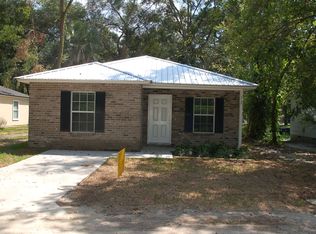 2140 Thomas Ct, Jacksonville, FL 32207