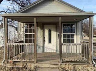 237 SW 3rd St, Geary, OK 73040