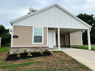 502 N Cresswell Dr, Fayetteville, AR 72704