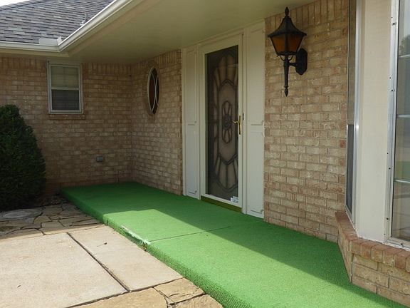 3rd image of 10425 Charwood Ct