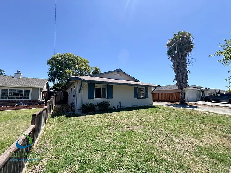 5510 Yale Dr — Photo 3