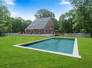 11 Stokes Ct, East Hampton, NY 11937