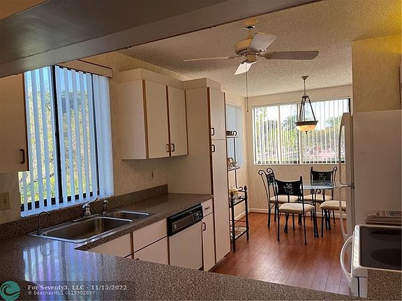 4th image of 10626 W Clairmont Cir #212