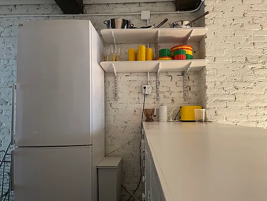 Rented by Compass | media 21