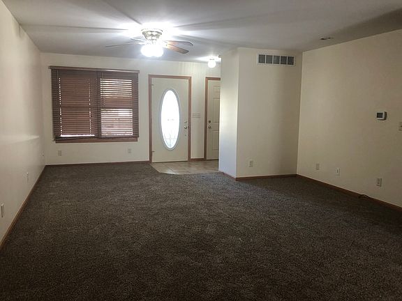 3rd image of 223 Oakwood Ave #B