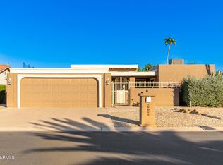 26051 S Glenburn Dr, Sun Lakes, AZ 85248