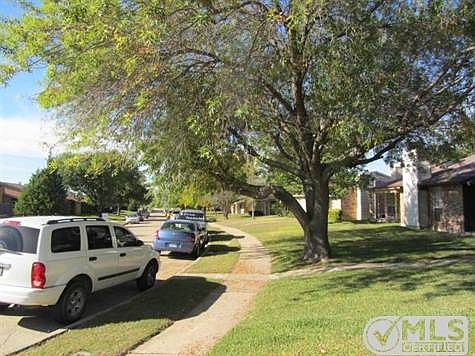 3rd image of 1423 Abilene Dr