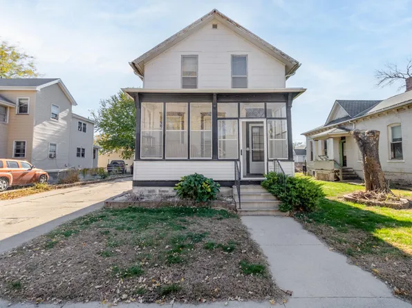 813 6th Ave, Council Bluffs, IA 51501
