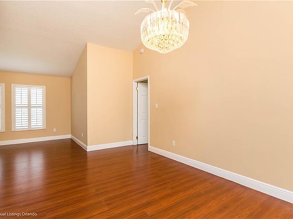4th image of 120 White Birch Dr