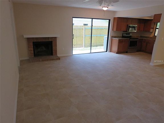 5th image of 15629 Bear Creek Dr