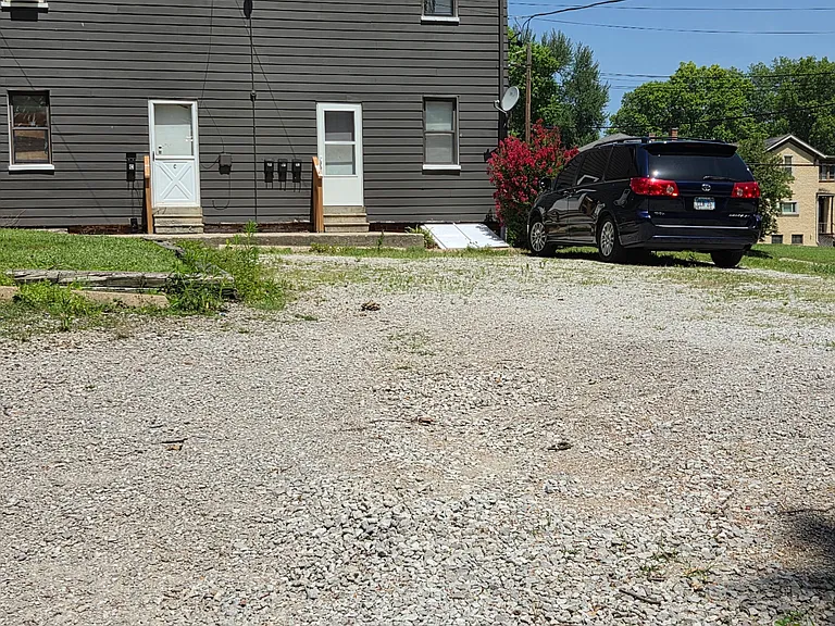 1020 E Main St #A — Photo 2