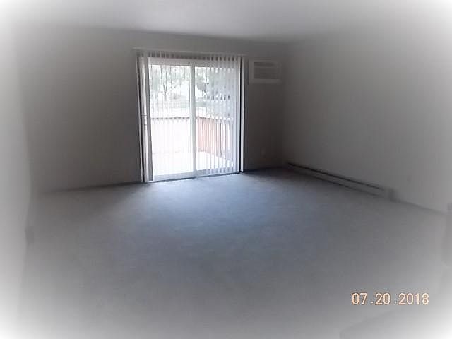 Living room to deck
