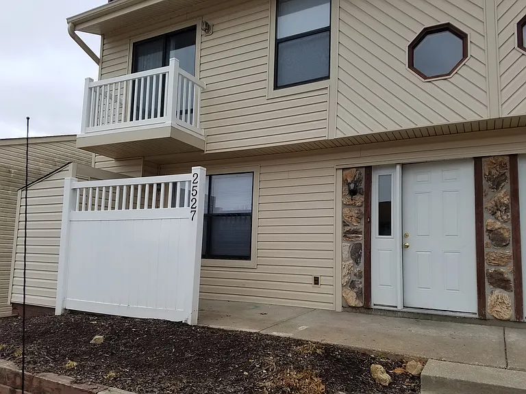 2522 Weldon Ct — Photo 1