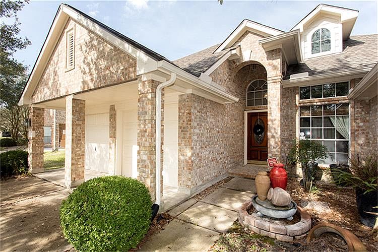 1st image of 2634 Shelby Dr