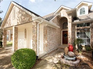 2634 Shelby Dr, Pearland, TX 77584