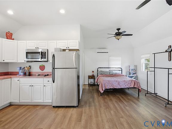 5th image of 8400 Hicks Island Rd