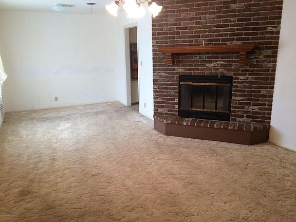 3rd image of 7106 Vinewood St