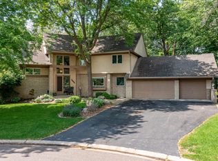 10520 31st Ave N, Plymouth, MN 55441