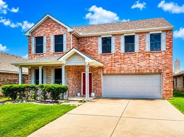 5116 Senator Dr, Fort Worth, TX 76244