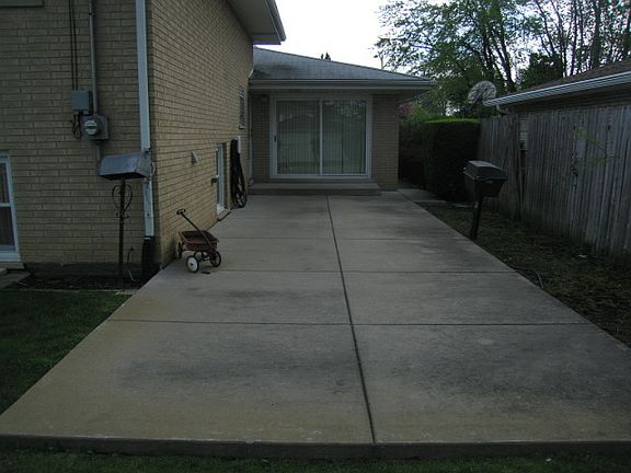 5th image of 10326 S Knox Ave