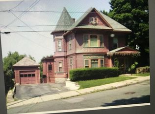 40 Dartmouth St, Lawrence, MA 01841