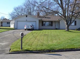2244 Sprucewood Ct, Youngstown, OH