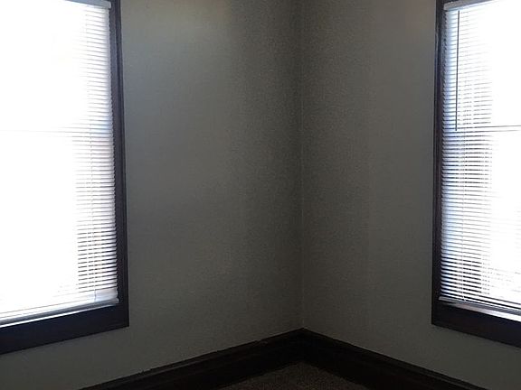 4th image of 460 E Dewald St APT 2