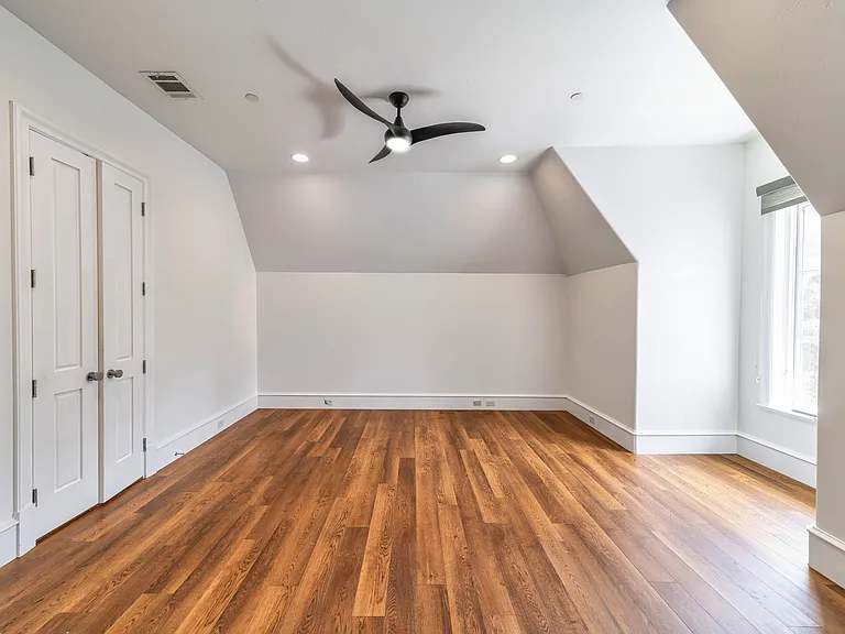 3548 Bryn Mawr Dr — Photo 22