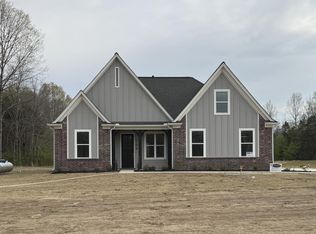 166 Centerline Roper Loop, Byhalia, MS 38611